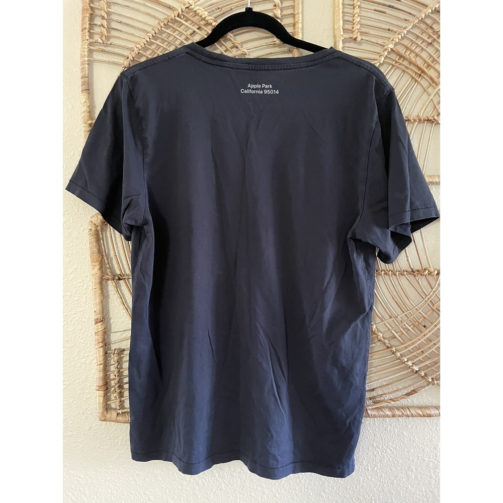 Apple Park T Shirt California 95014 Infinite Loop Rainbow Ring Women's Size M - Picture 2 of 7